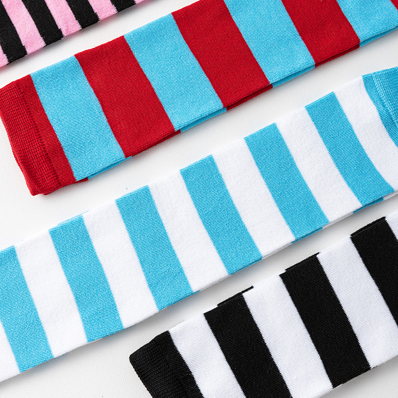 Striped Over Knee High Socks W - Christmas Stocking Hanging recensie en prijs